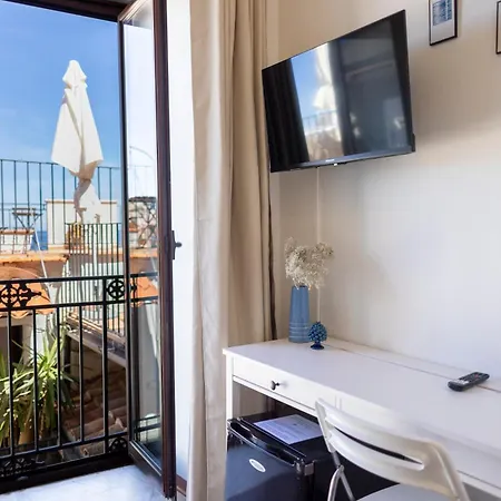 Dolce And Bed & Breakfast