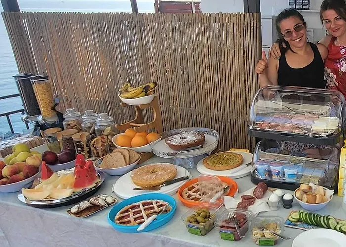 Dolce And Bed and Breakfast 4*