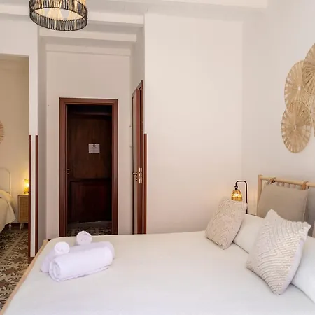 Dolce And Oda ve Kahvaltı Cefalù