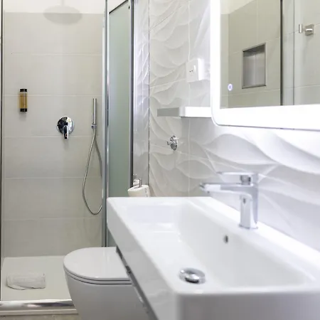 Dolce And Bed and breakfast 4*