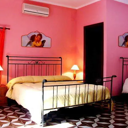 Oda ve Kahvaltı Dolce And 4*