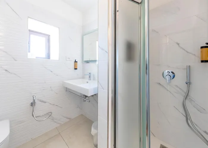 Dolce And 住宿加早餐酒店 4*